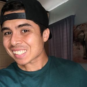 Meet your Posher, Carlos